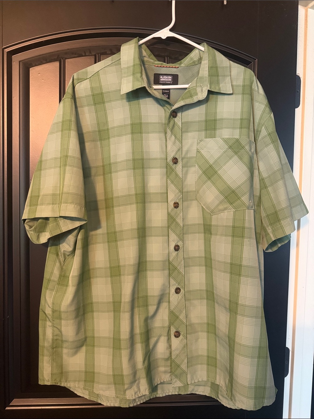 Alaskan Hard Gear Light Green Plaid Short Sleeve Button-Up Shirt